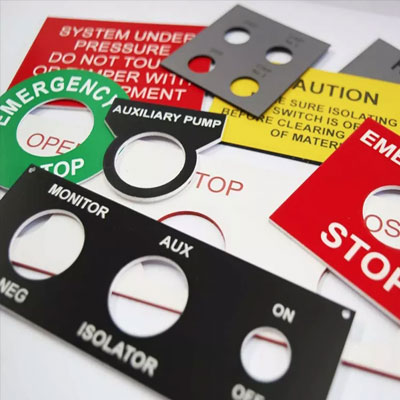 Plaques en trafolite