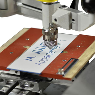 Placas en trafolite